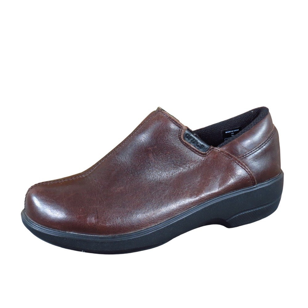 Crocs Professional Women Shoe Size 6 Work Nursing Clog Brown Leather 12936